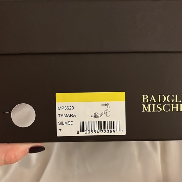 Badgley Mischka Heels - Picture 3 of 9